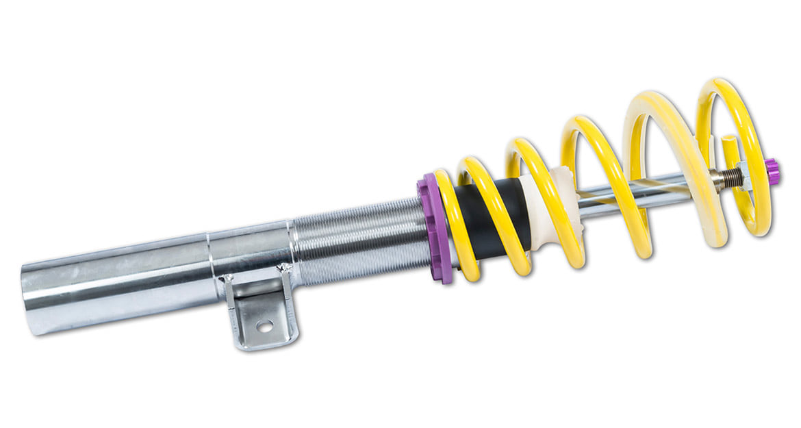 The possibilities to adjust the suspension in its damper characteristics more sportily or comfortably and to freely choose a stepless lowering make the KW coilover Variant 3 so popular.