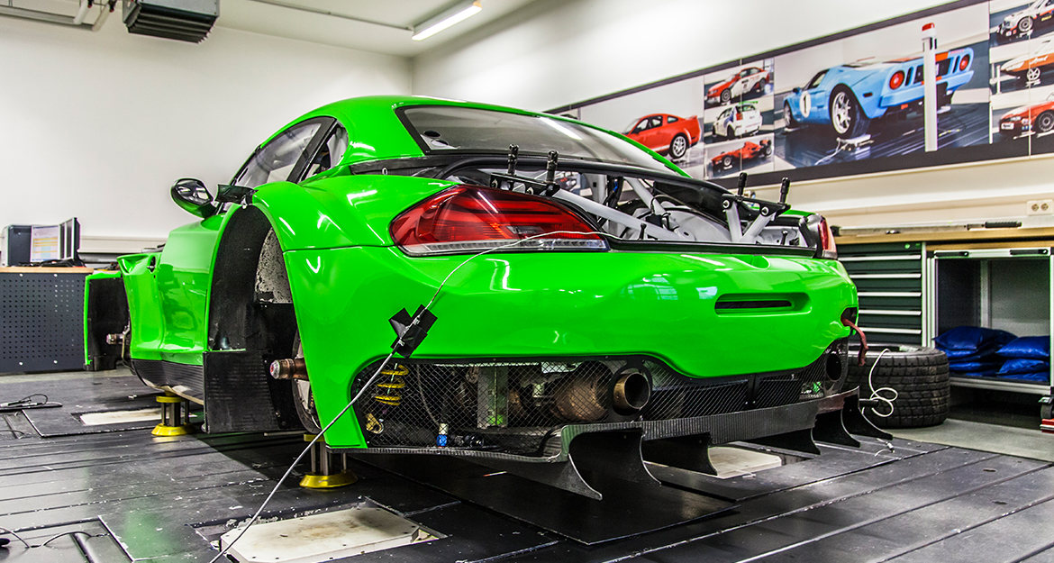 With our range of suspension applications, state-of-the-art production technologies, development and test center as well as testing services on the KW 7-post vehicle dynamics test-bench, we operate successfully in motorsports and on the road.
